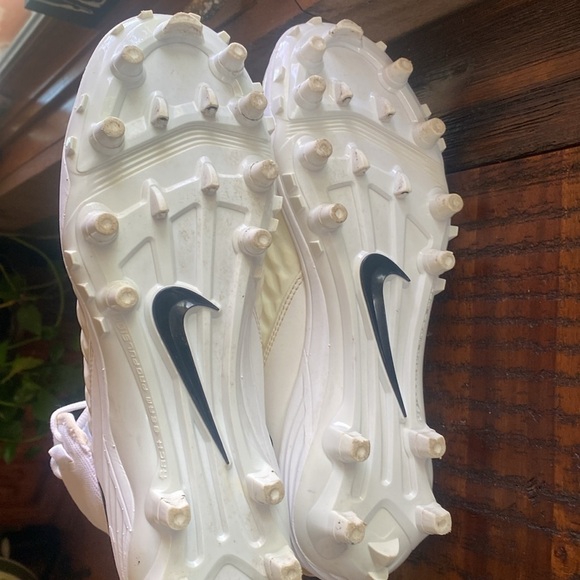 Men’s white Nike force savage pro football cleats - Picture 9 of 11